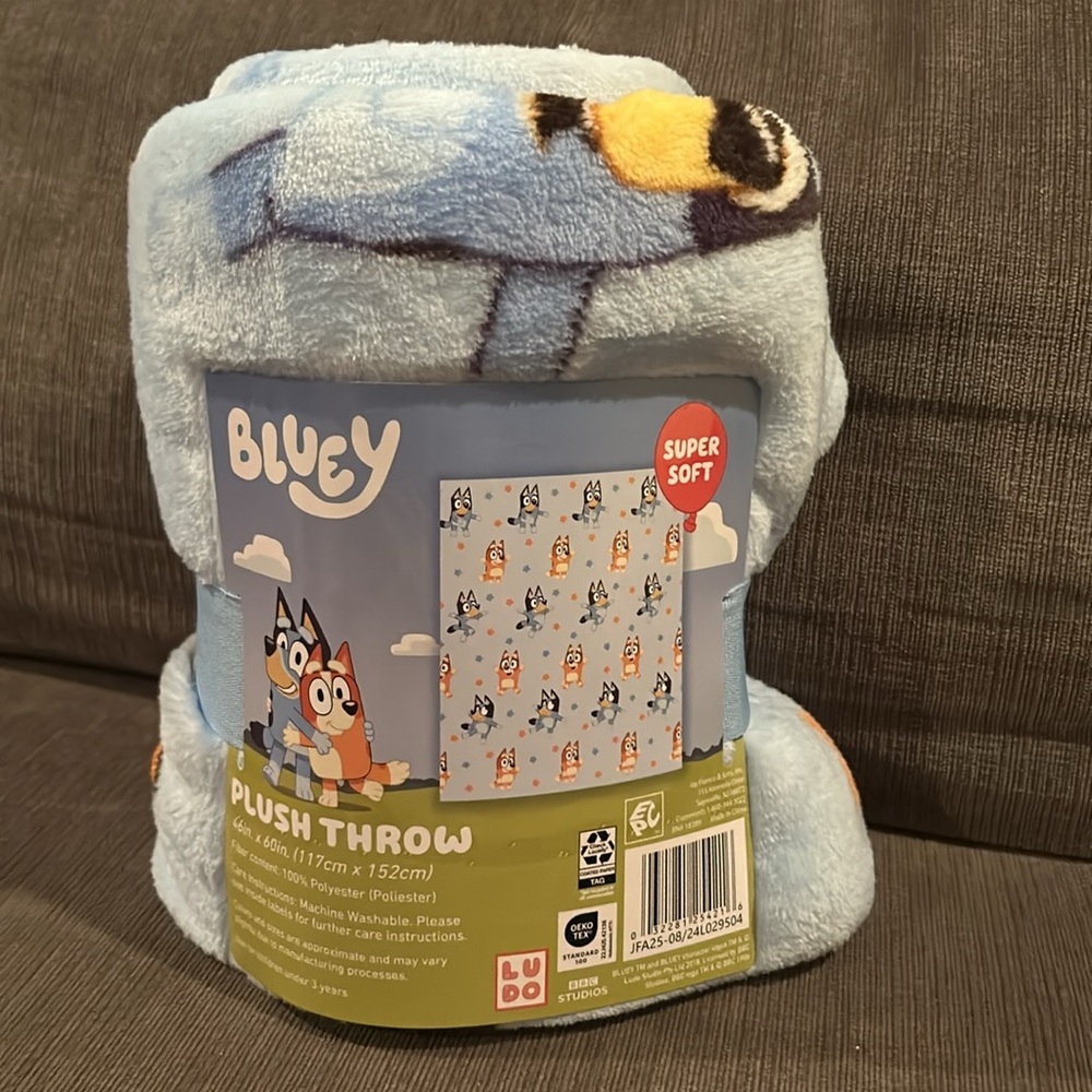 BLUEY Plush Throw super soft 46“x60“
